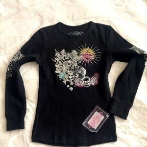 skull/love/waffle weave top